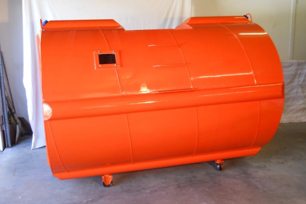The Tsunami Survival Pod is a watertight, crush-proof capsule designed to allow its users to ride out tsunamis