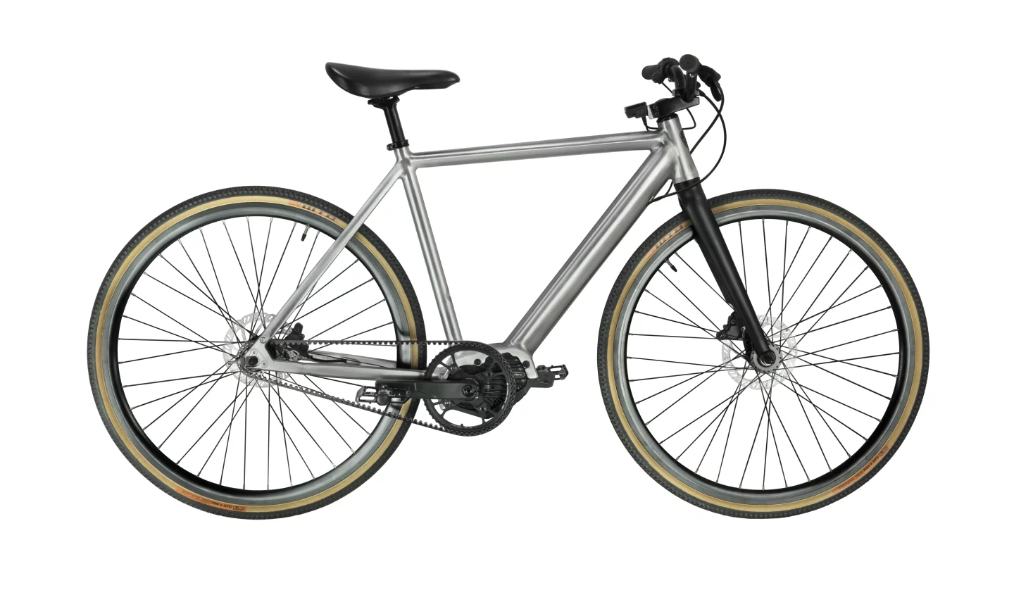 The Li-ion battery unit is hidden within the downtube, and the cables run inside the 6061 aluminum frame