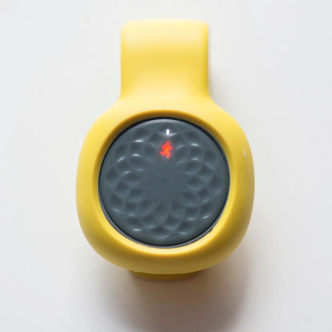 The Jawbone UP Move fitness tracker measures steps, active time, idle time and sleep micro movements