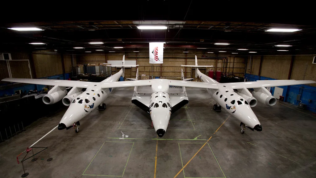 SpaceshipTwo attached to the WK2 launch craft (Photo: Mark Greenberg)
