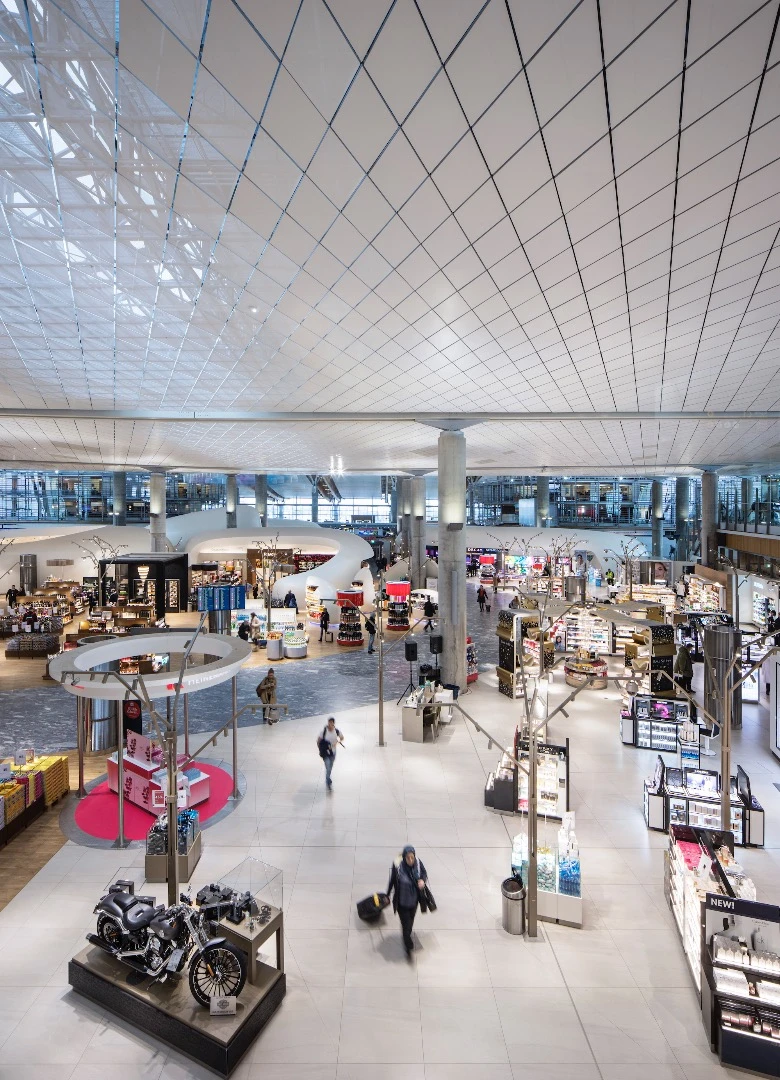 The new extension provides an additional 115,000 sq m (1,237,849 sq ft) of floorspace