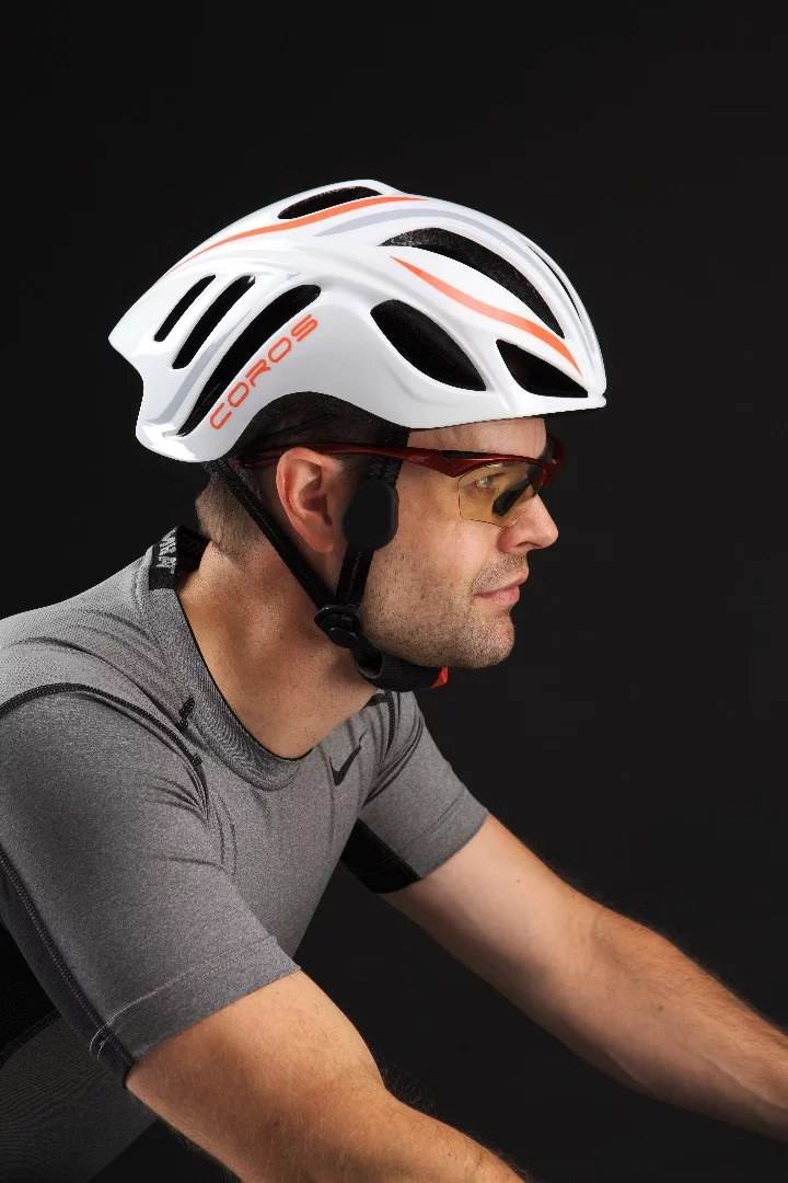 15 vents work to keep the cyclist cool and comfortable