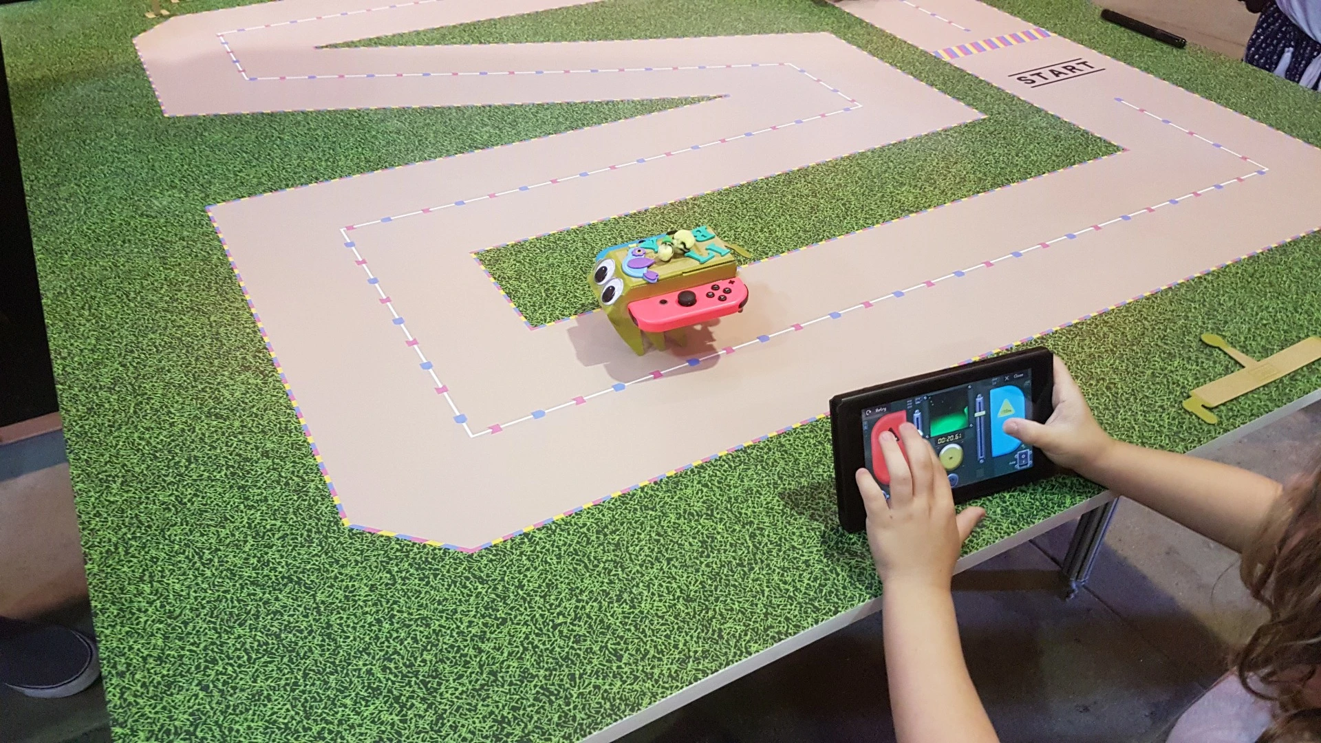 The Nintendo Labo RC Car could also be raced, as Nintendo demonstrated with a track at the preview event