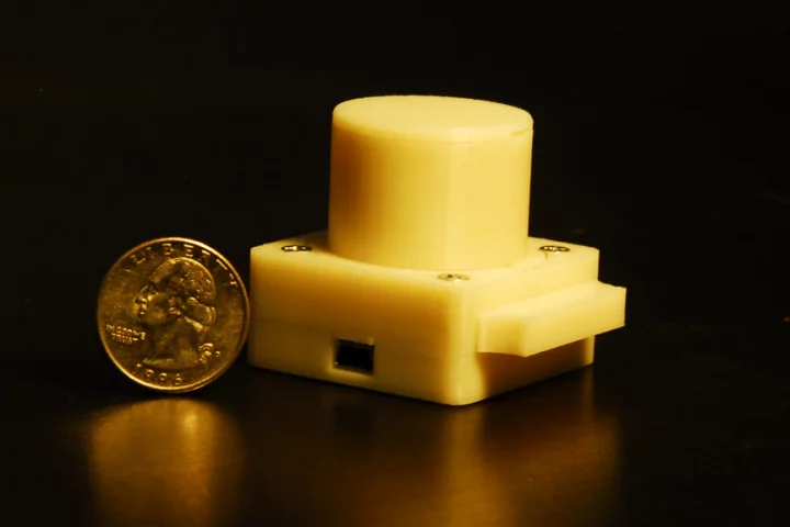 The prototype for the compact, lightweight lensless microscope developed at UCLA (Image: Ozcan Research Group @ UCLA)