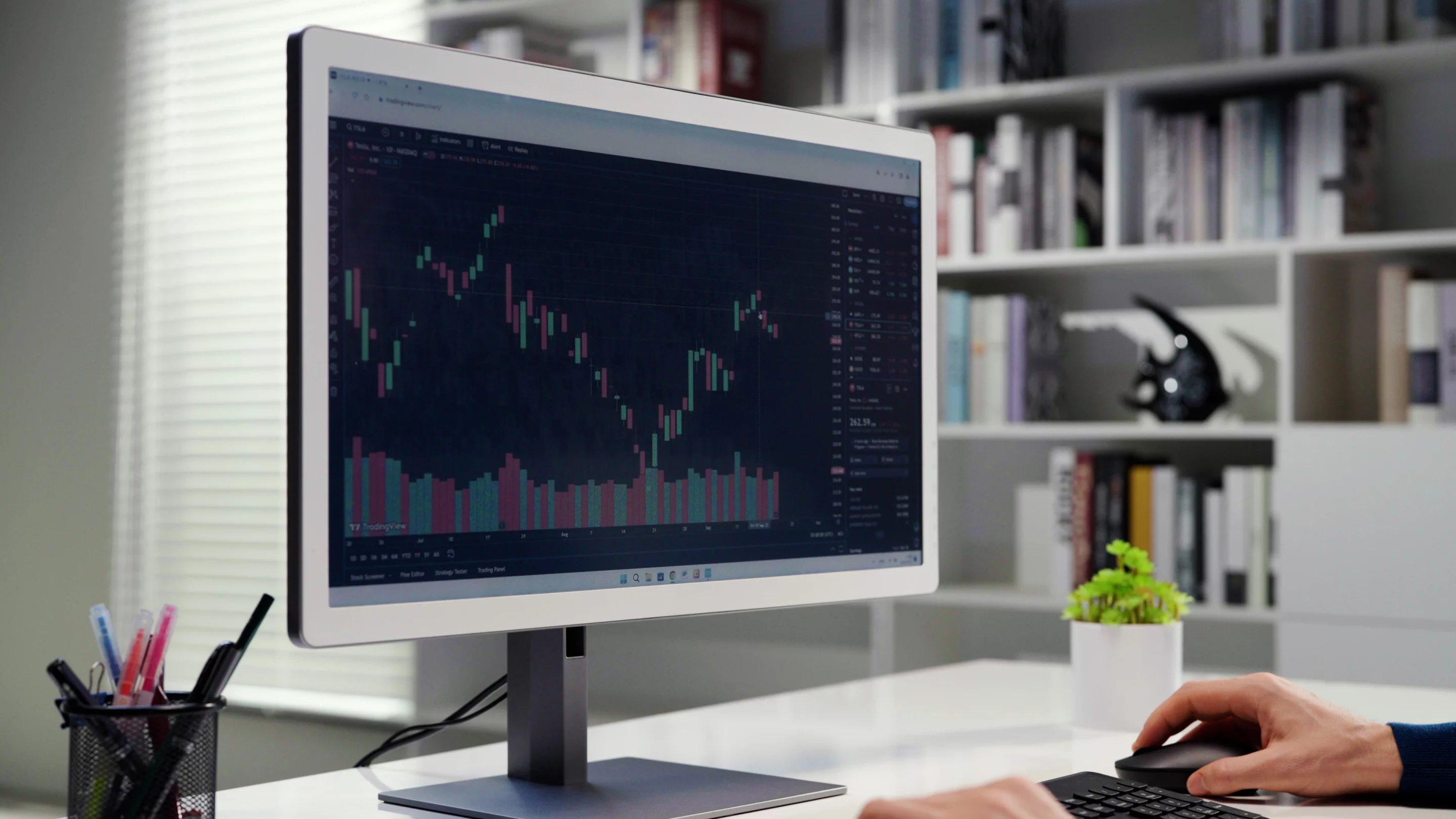 The Bigme B251 all-in-one will ship with a Bluetooth keyboard and mouse combo