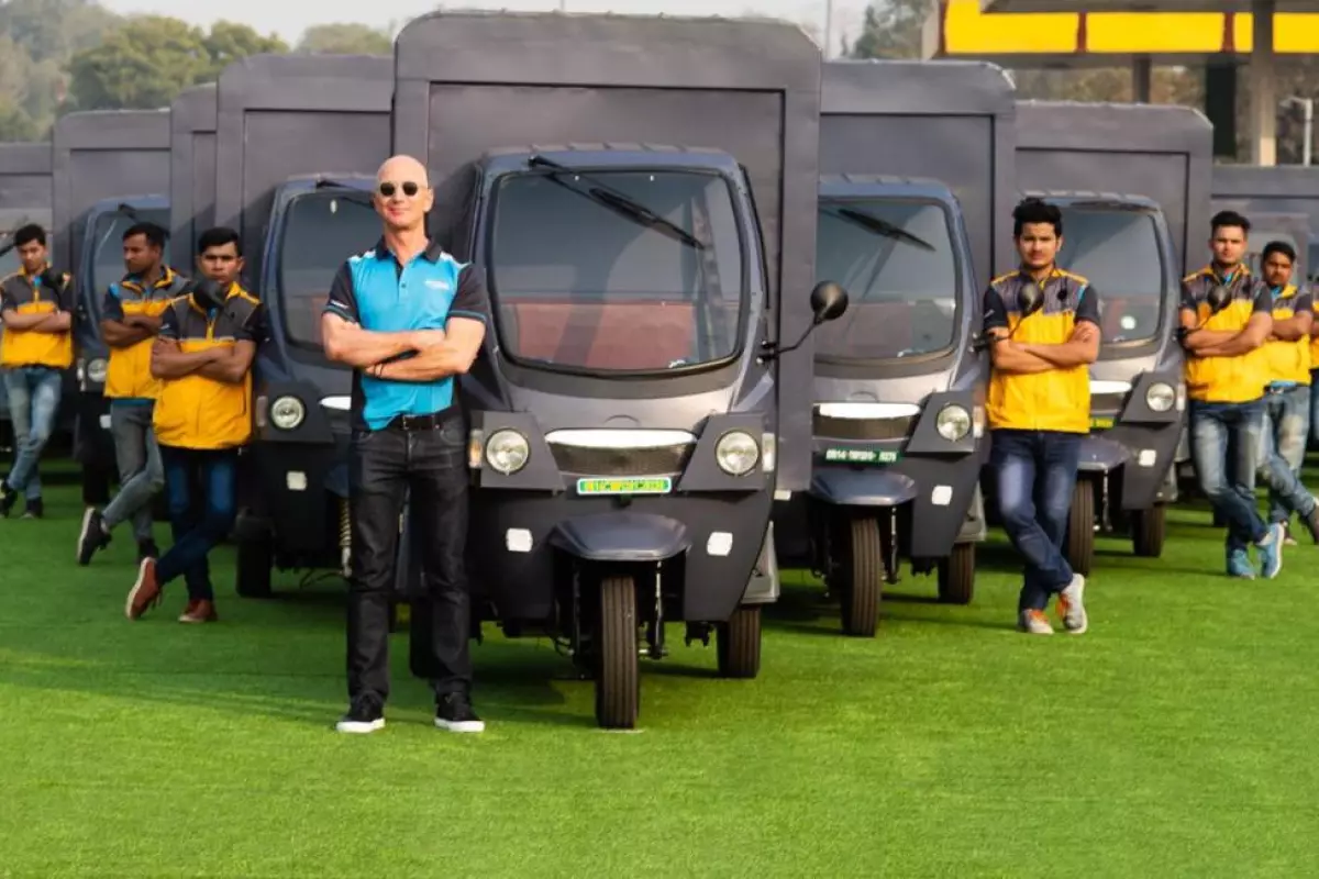 Amazon plans to have 10,000 electric rickshaws in operation across India by 2025