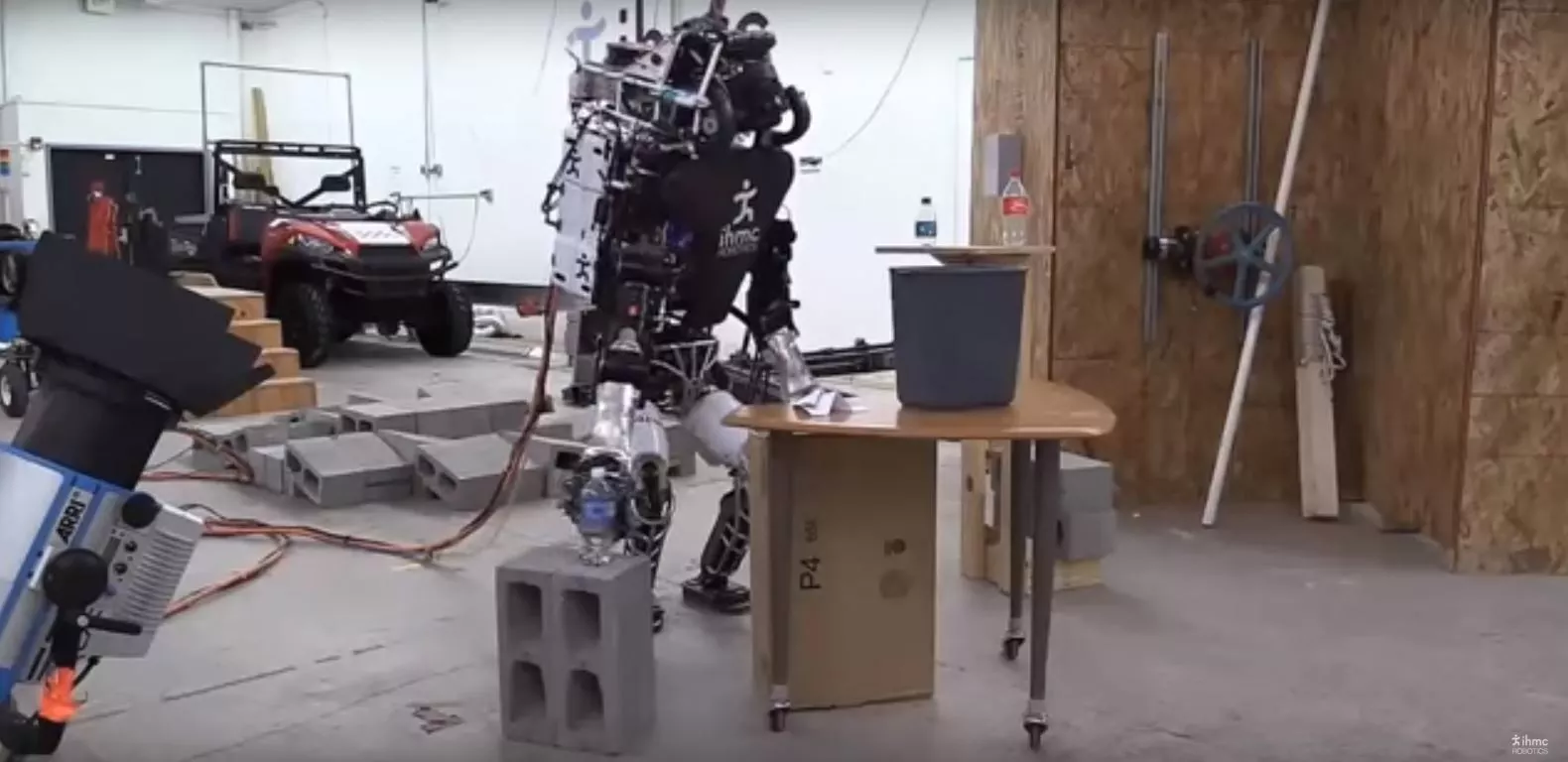 The IHMC Atlas tidying