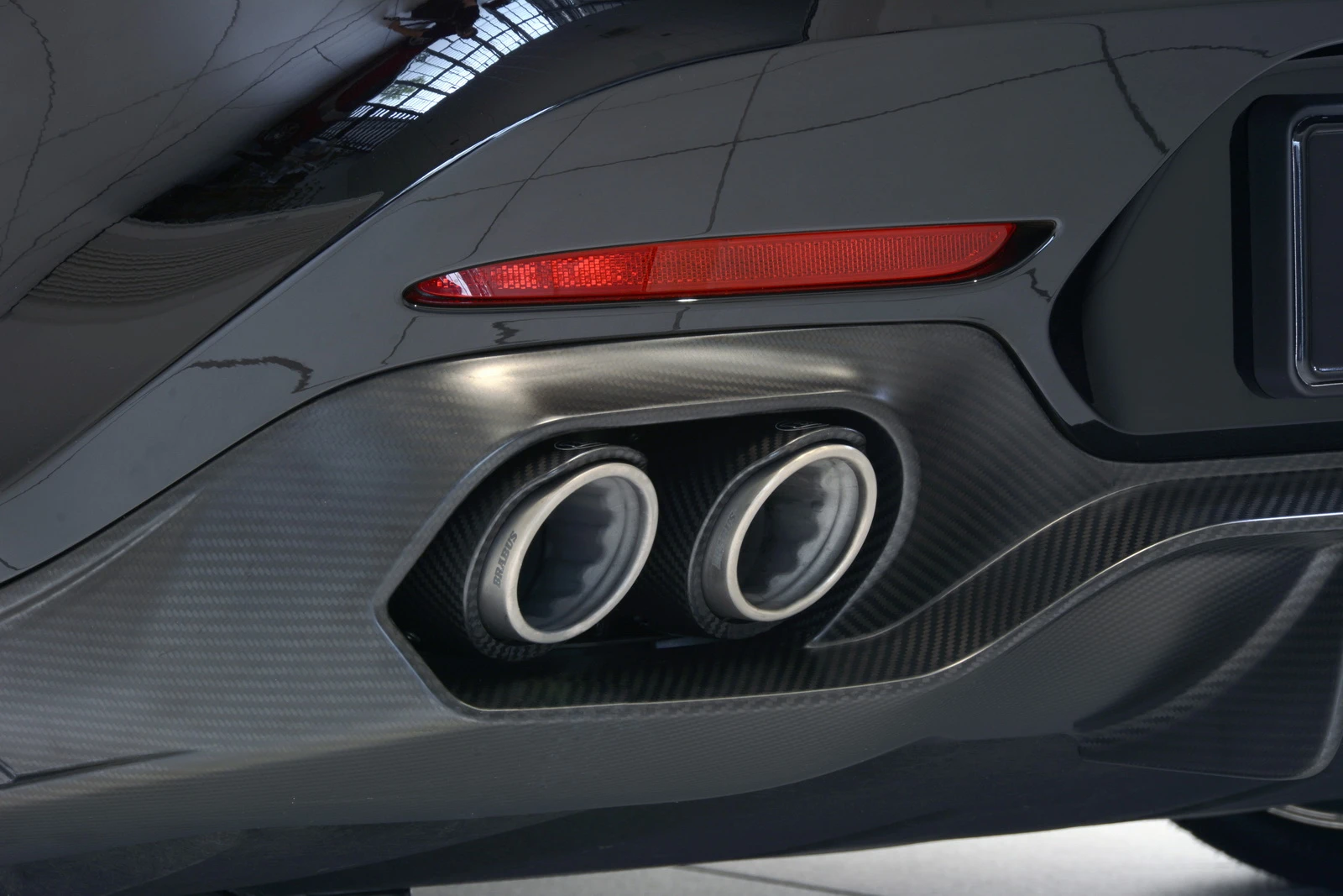 Brabus' titanium exhaust system is 40 kg lighter than the system on the standard GT S