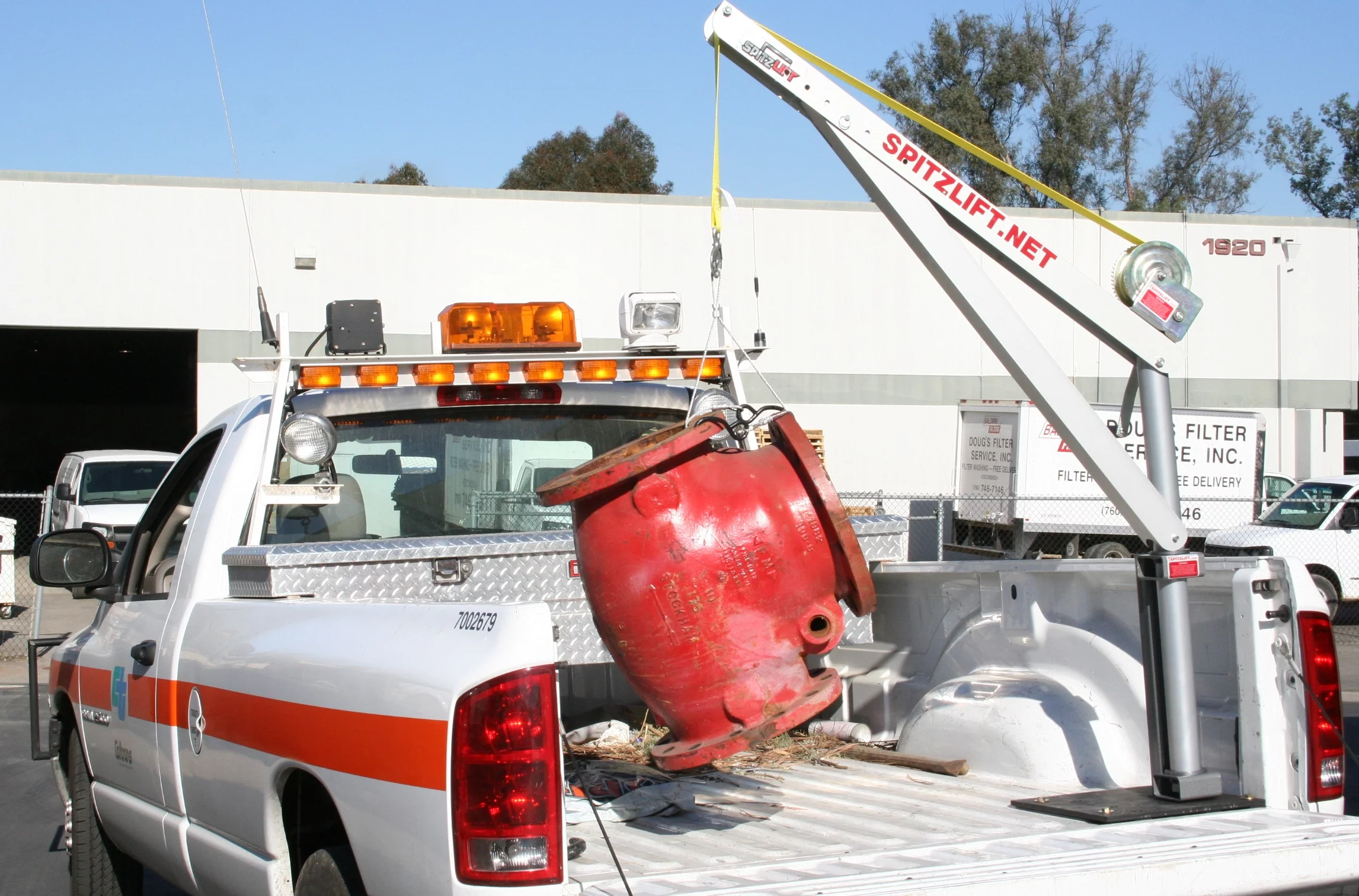 Spitzlift's miniature cranes