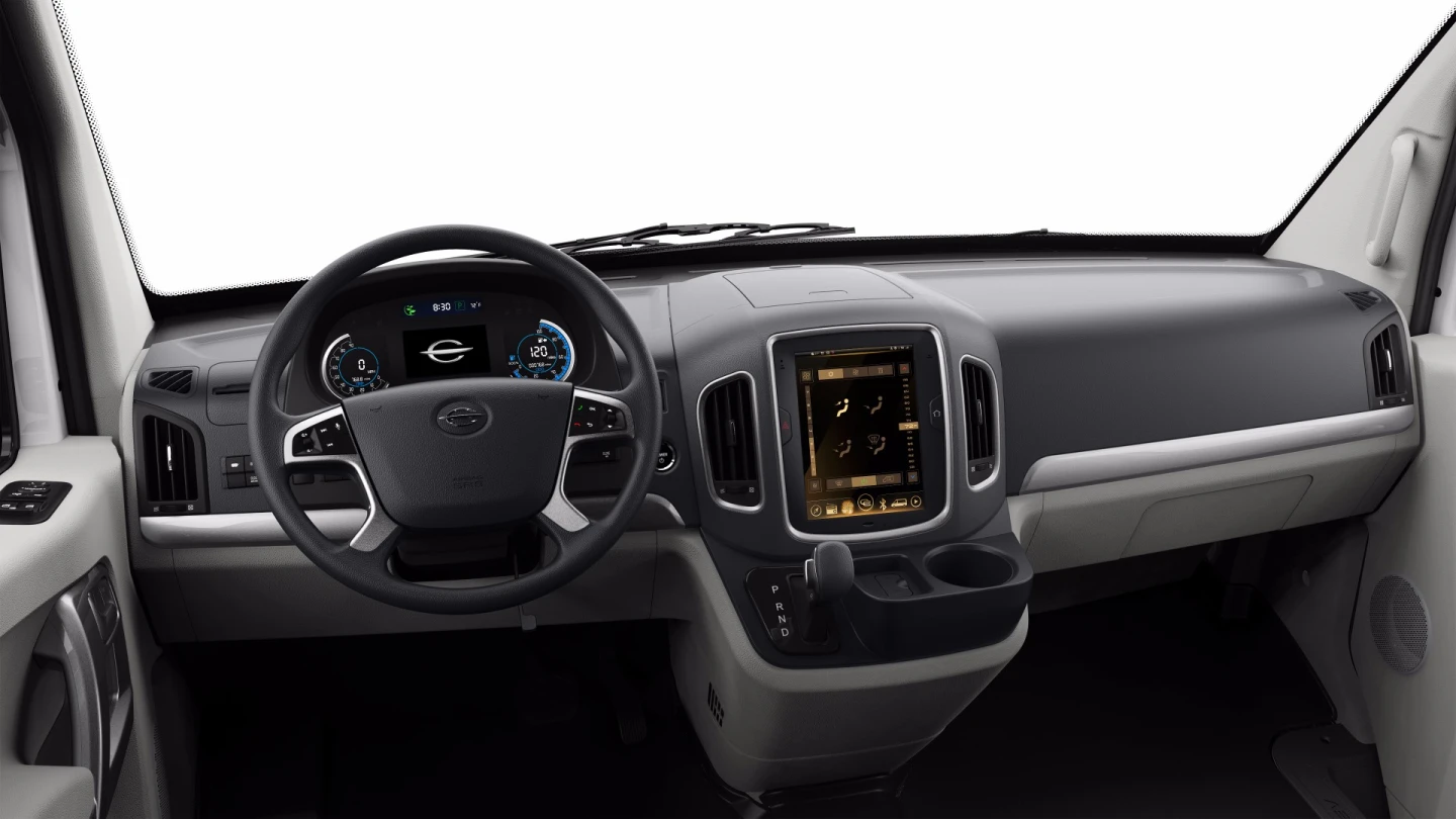 Chanje V8070 interior