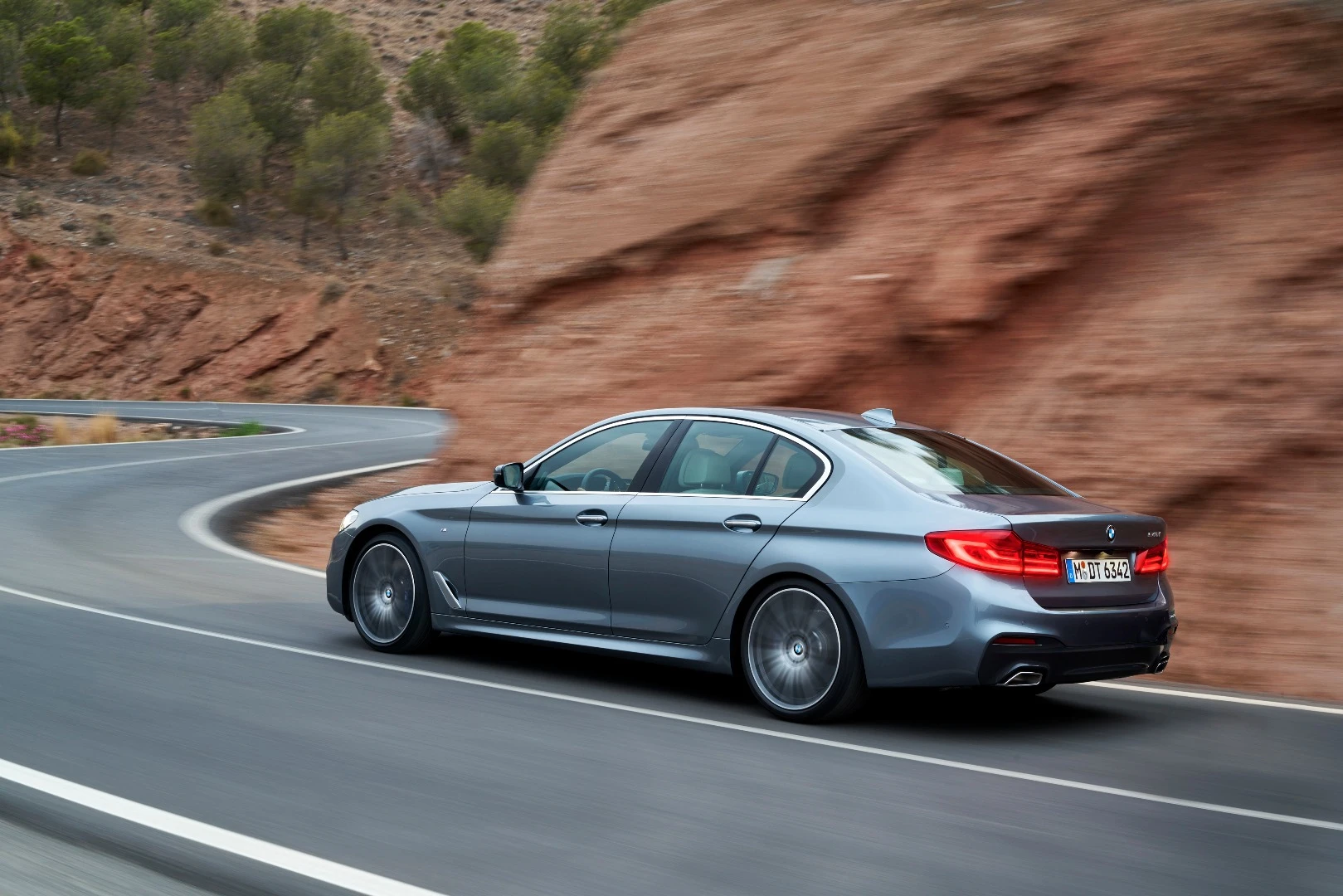 The new BMW 5 Series is built on the CLAR architecture
