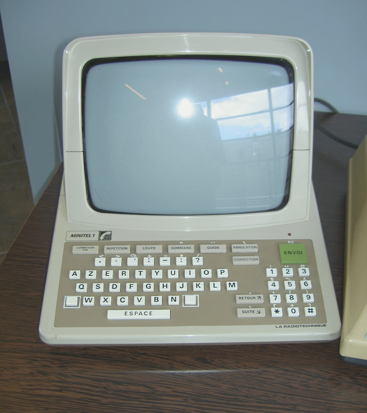 France's Minitel used a simple keyboard and CRT terminal