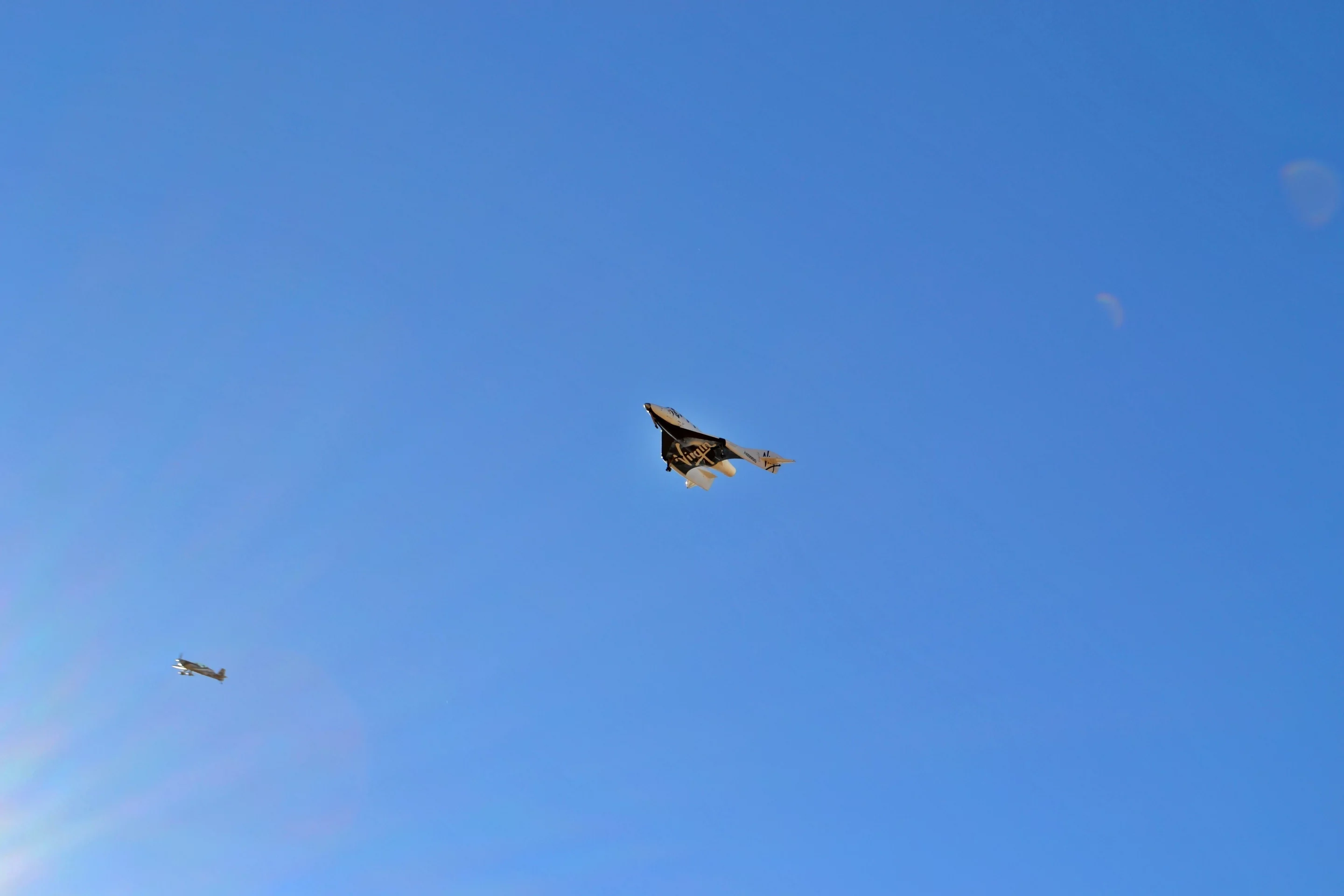 The June 26 glide flight test of VSS Enterprise (Photo: Chris Van Pelt)