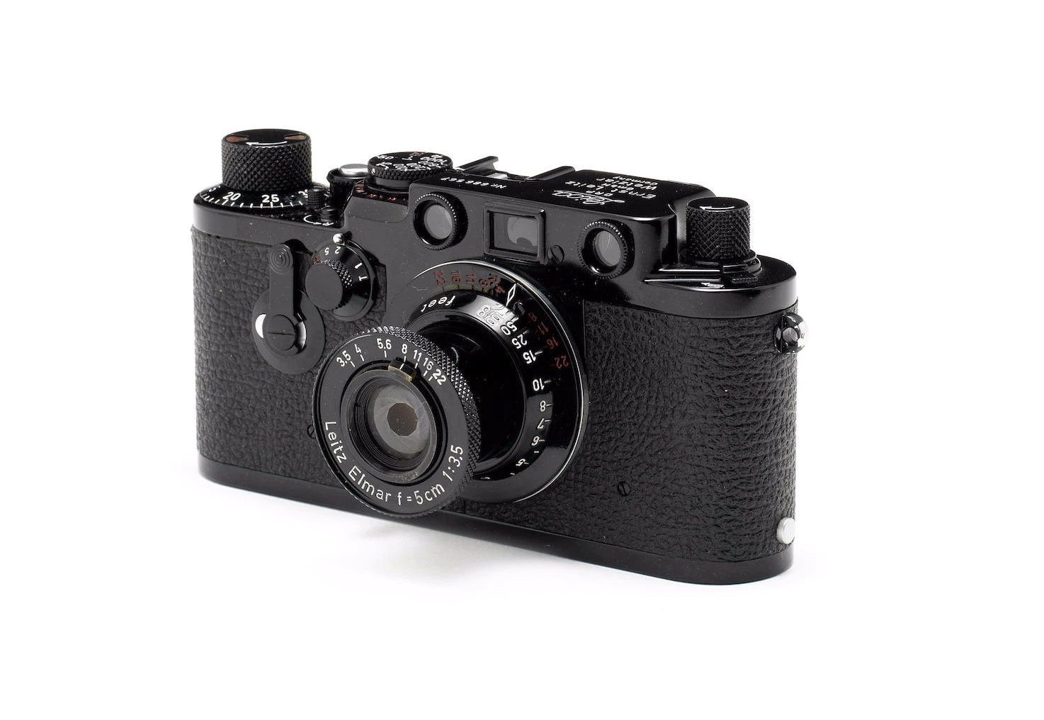 The 1954 Leica IIIf was the company's first camera to feature built-in flash synchronization. This model is expected to sell for at least US$30,000