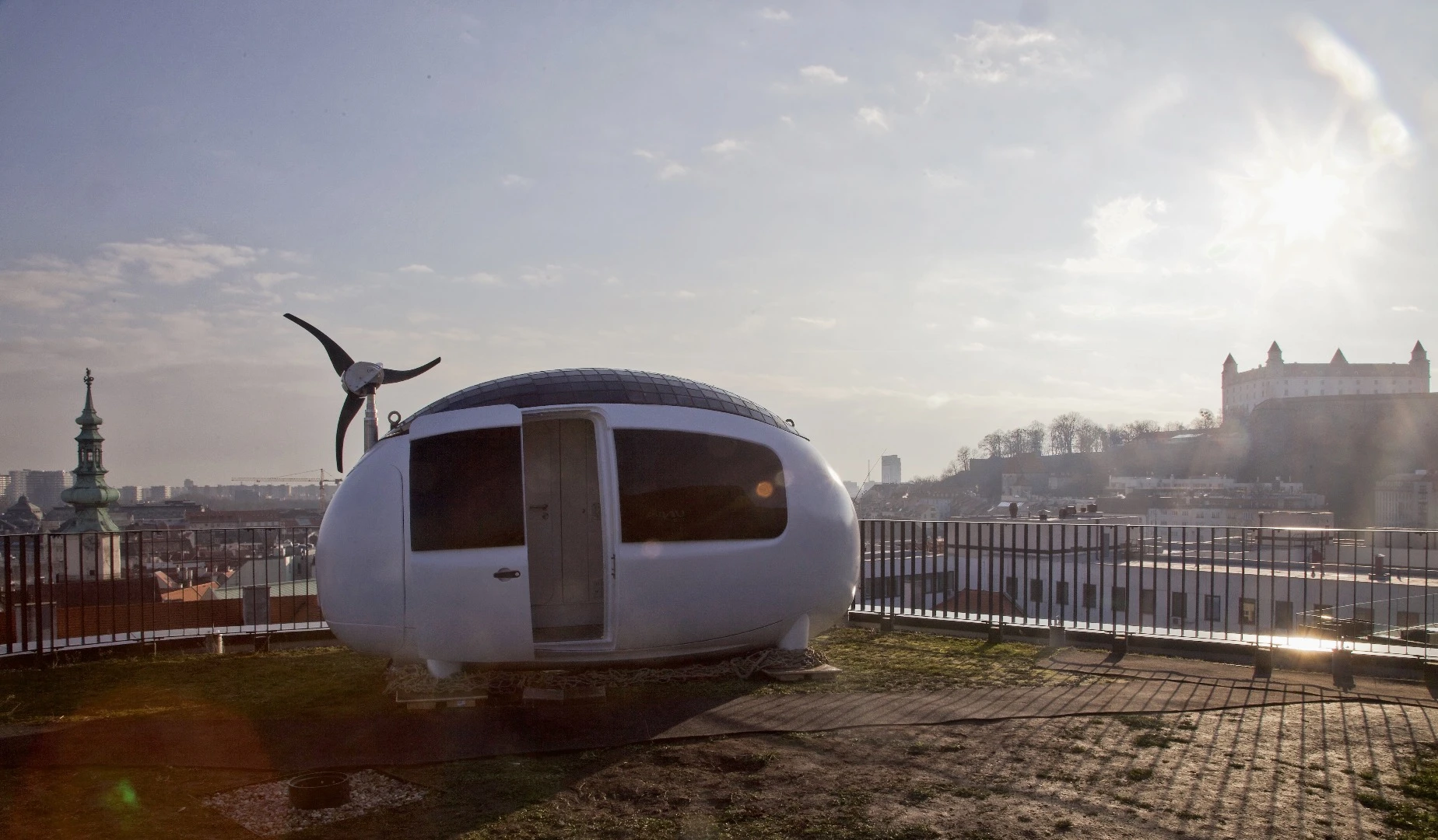 The Ecocapsule has 8.2 sq m (88 sq ft) of floorspace