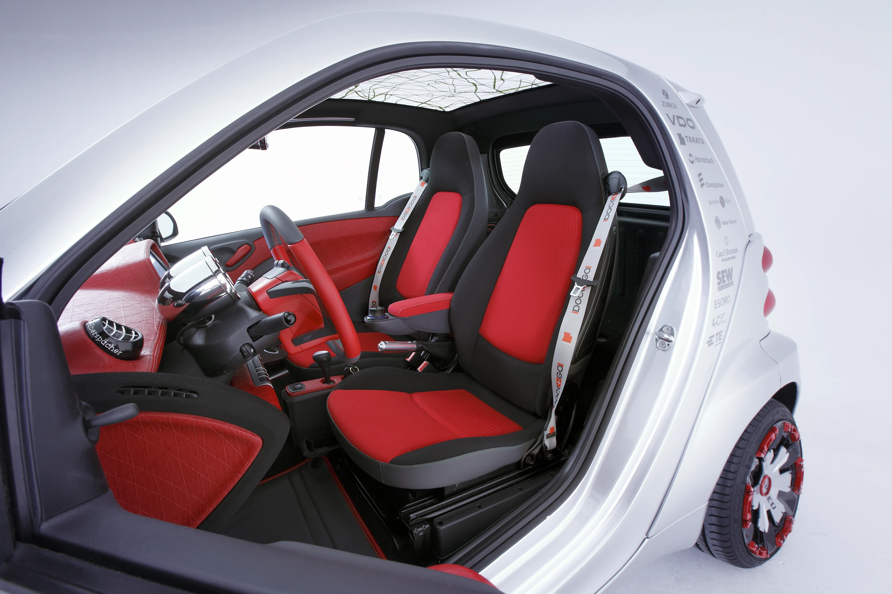 Doc+Go is an ultra-compact electric concept car
