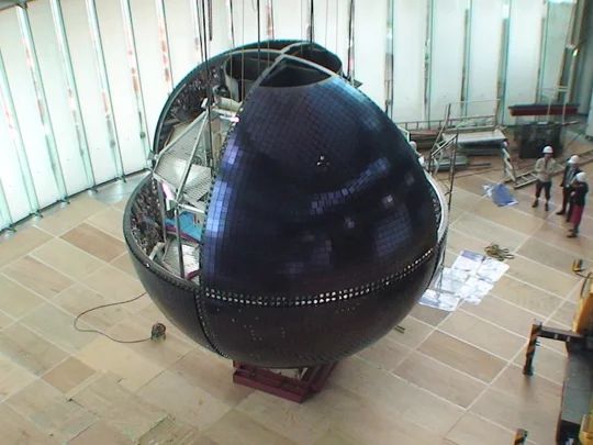 Geo-Cosmos under construction