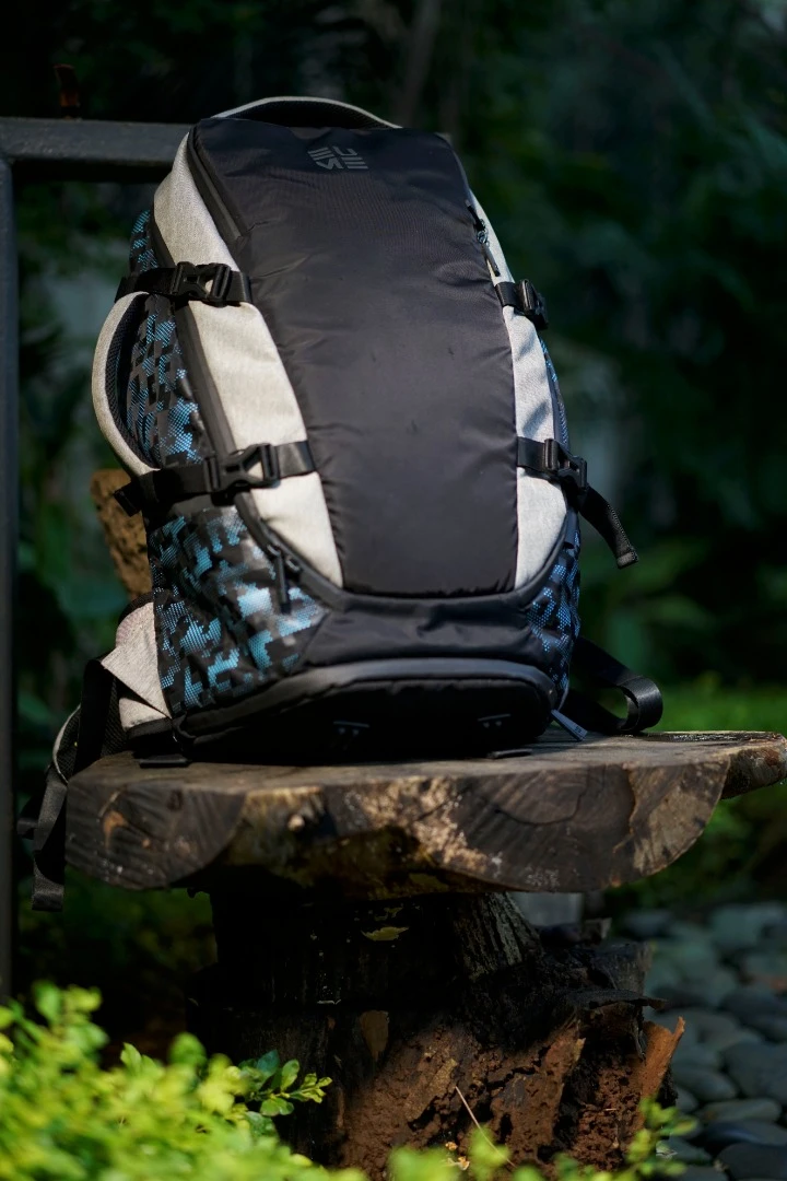 Two of the three Eume backpacks feature reflective material and a rain cover