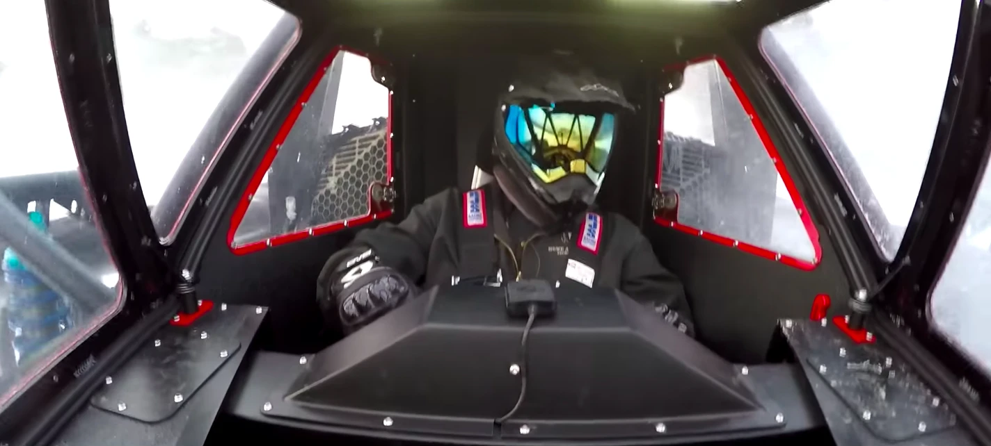 Ripsaw EV3-F1: inside the cabin is not a place for fearful men