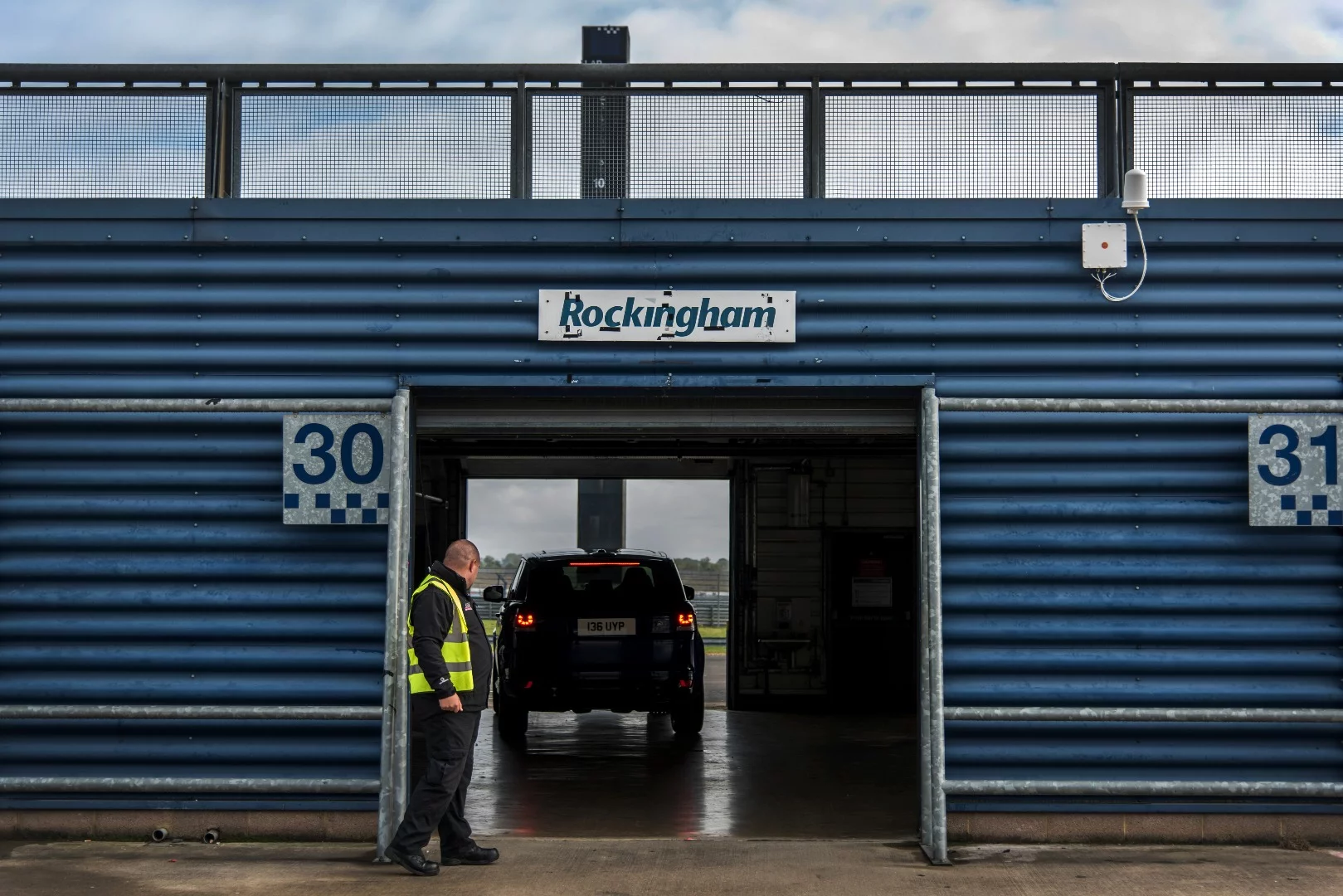 Range Rover Sport SVR acceleration testing