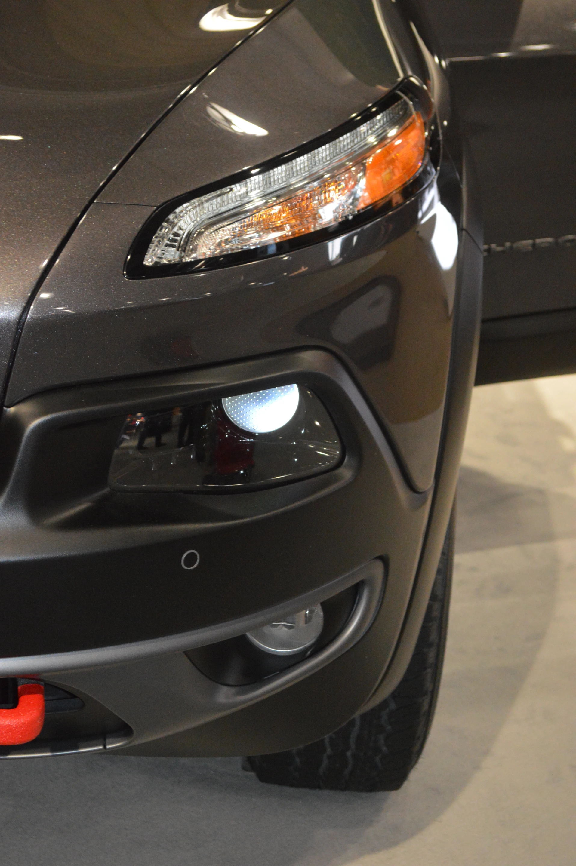 Jeep uses a new three-part light design