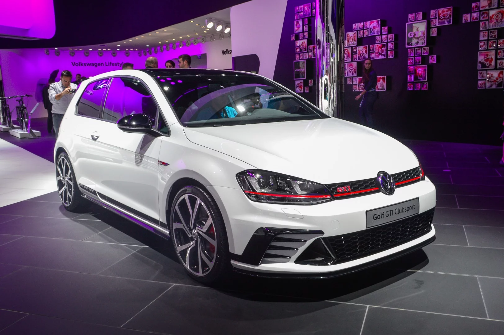 The Golf GTI Clubsport is a 40th anniversary Golf GTI edition