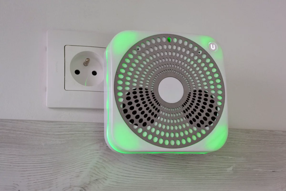 Gizmag reviews the consumer-ready version of Ubi the ubiquitous computer (Photo: Paul Ridden/Gizmag)