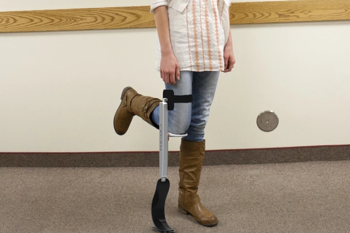 A simple concept, the Flex Leg props your injured leg for more natural movement (Photo: Flex Leg)