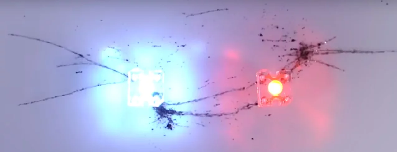 Using a phenomenon dubbed "Teslaphoresis," Rice University researchers have made carbon nanotubes self-assemble