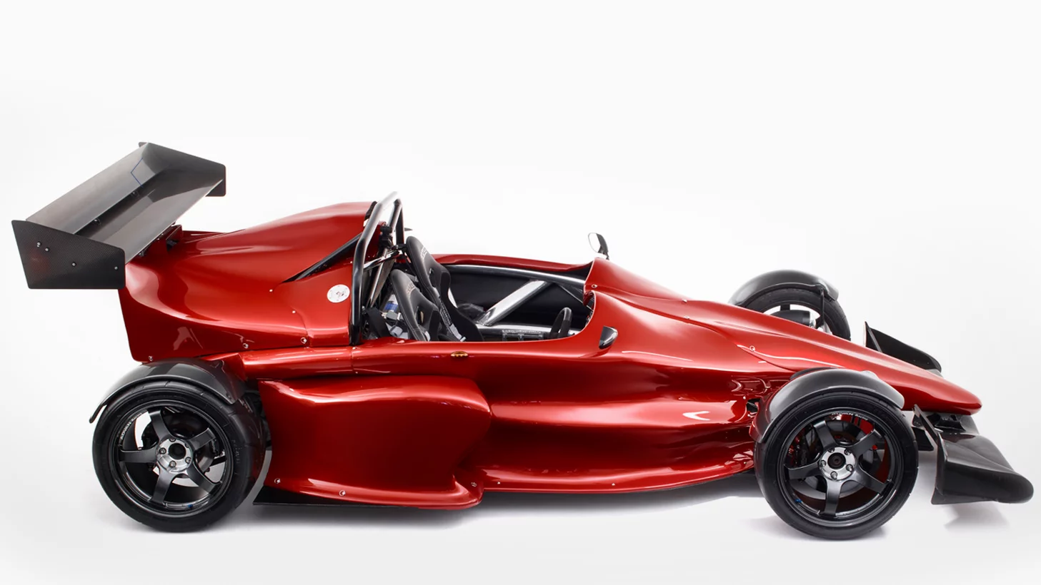 JayDee's new wheels ... the 700 hp, 700 kg Quantum. Watch for a feature soon