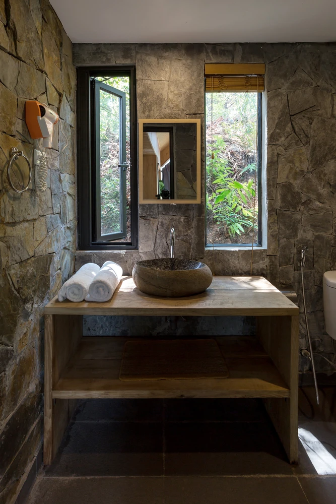 Forest House 02 boasts a stunning bathroom complete with special finshing touches