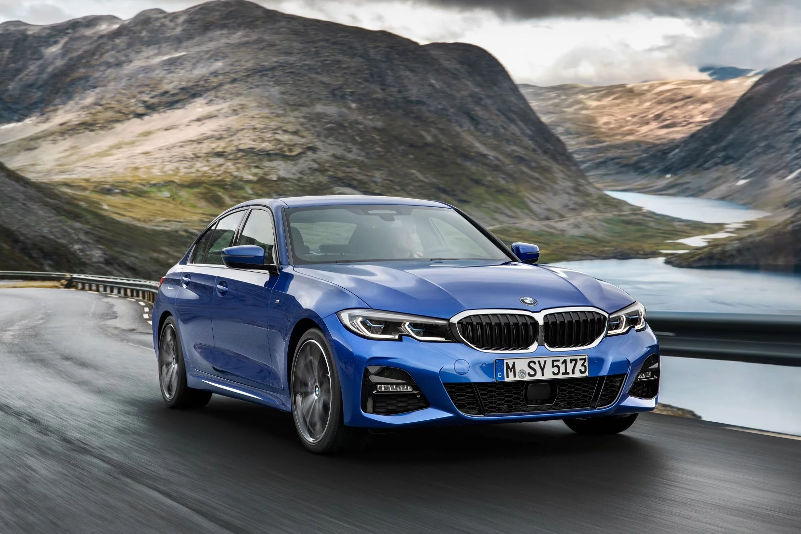The new 3 Series is longer and wider than its predecessor, but not much taller, making for a lower, broader look