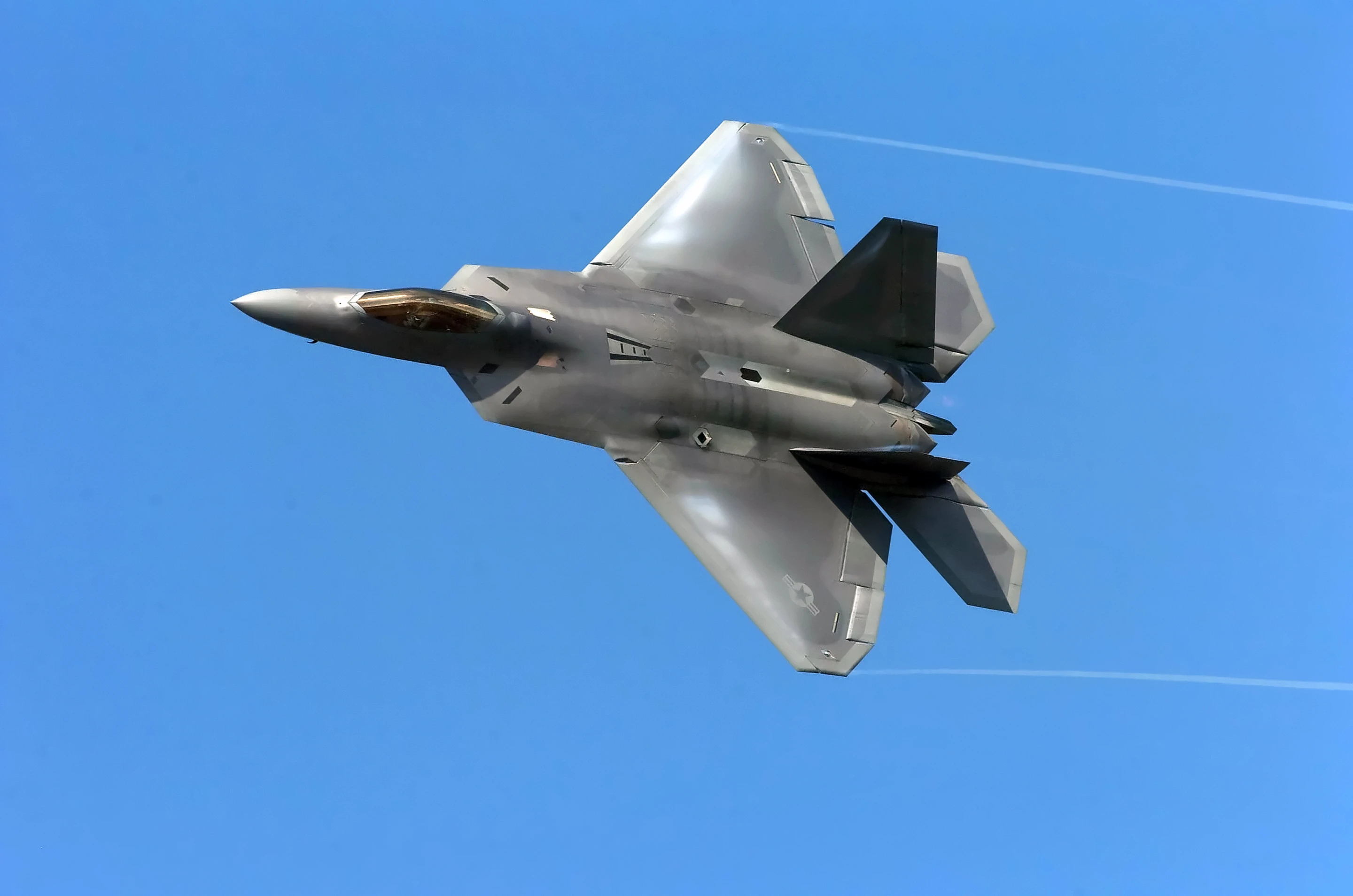 The Auto-GCAS system is currently being adapted for use with the USAF's F-22 fighter (Photo: Phil Emmerson/Shutterstock)