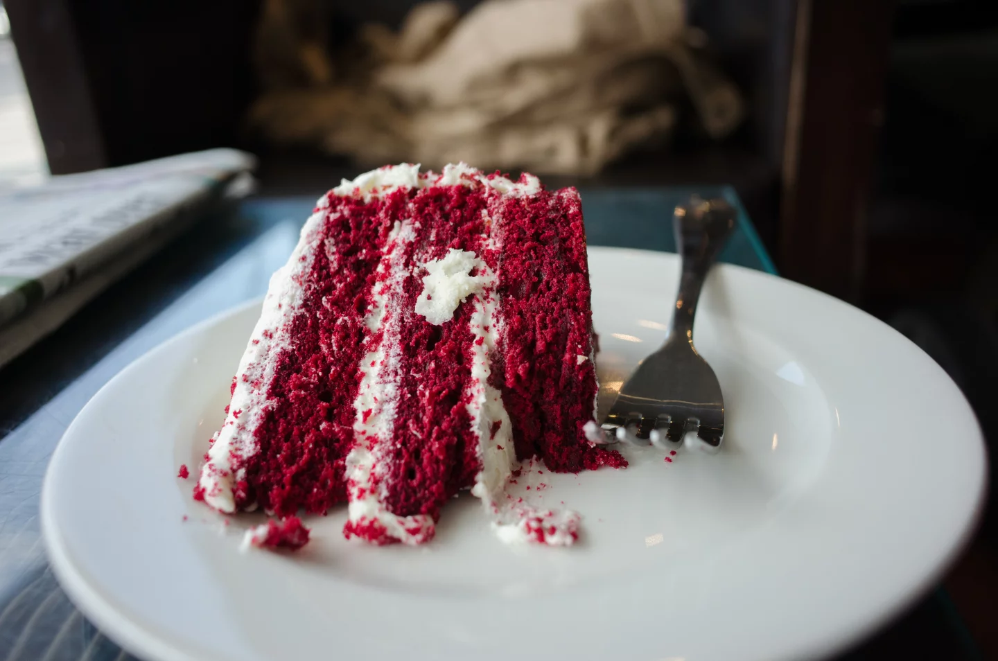 The Nikon Coolpix A can autofocus at 10 cm (4 in) in macro mode