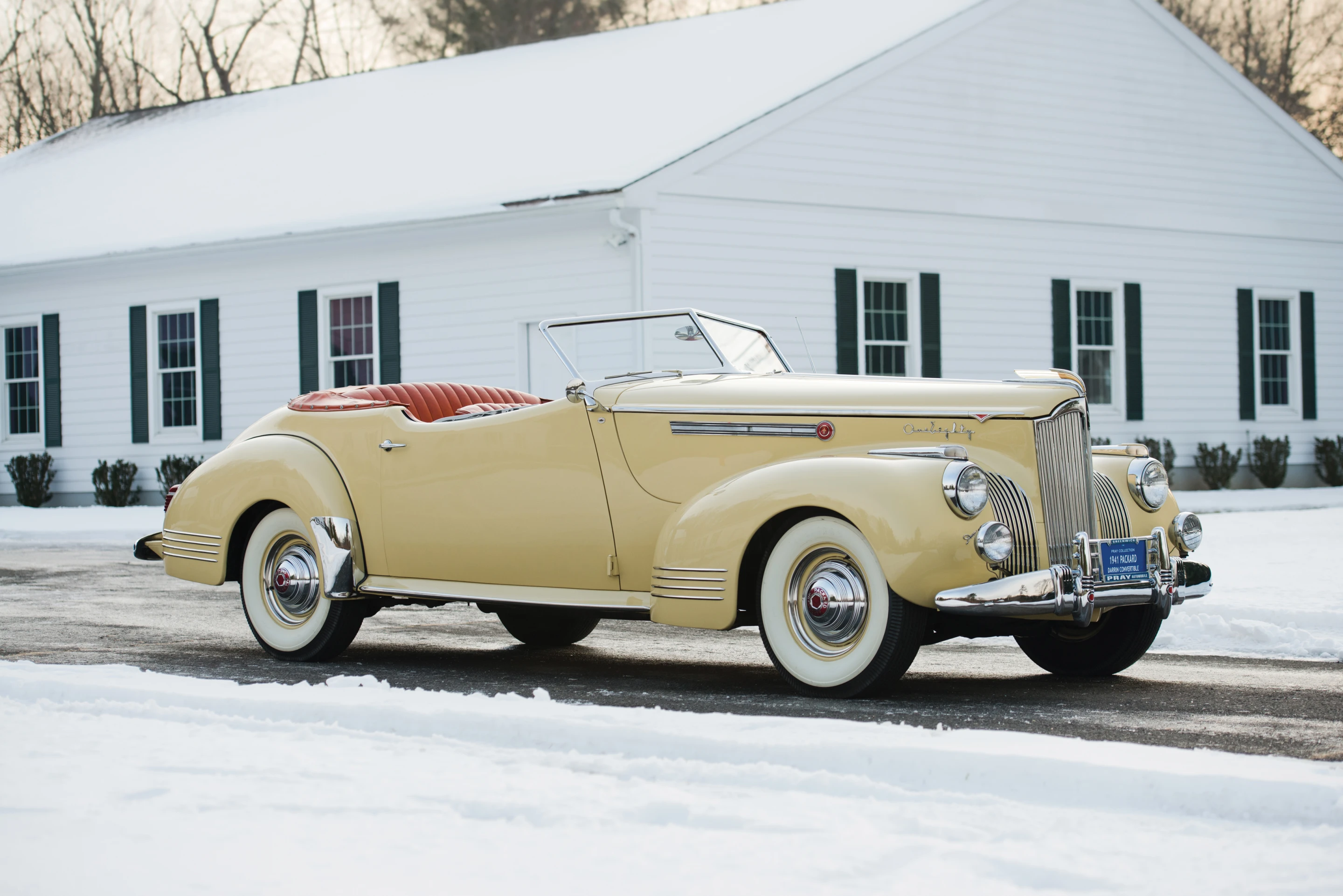 The 1941 Packard Super Eight 180 Convertible Victoria by Darrin was sold for US$286,000 at last month's auction