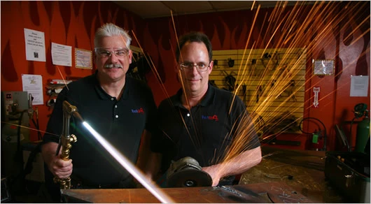 Mark Hatch (left) and TechShop founder Jim Newton