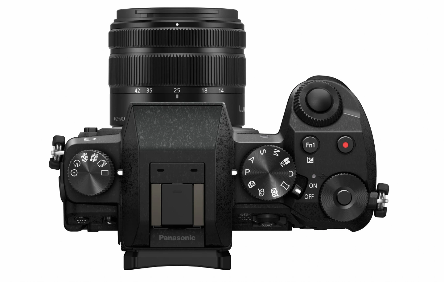 The Panasonic Lumix DMC-G7 looks like a small DSLR and has a number of physical controls