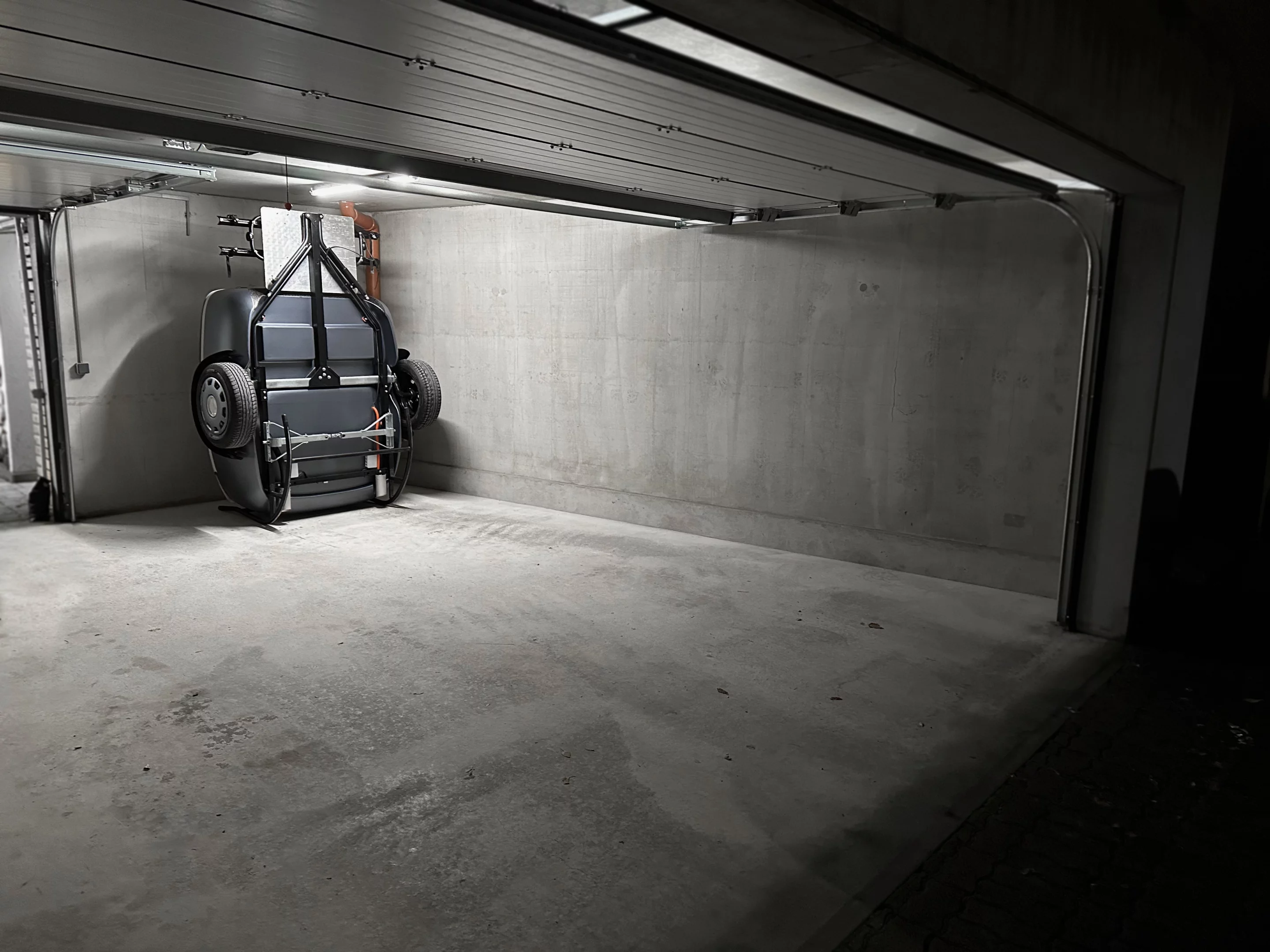 Aimed at urbanites, the Booba stores small, tows lightly and offers an instant escape from dense cityscapes