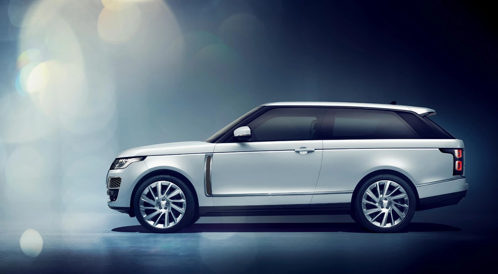 The Range Rover SV Coupé looks so good that the Range Rover enthusiast base must surely demand that more than the planned 999 vehicles are produced