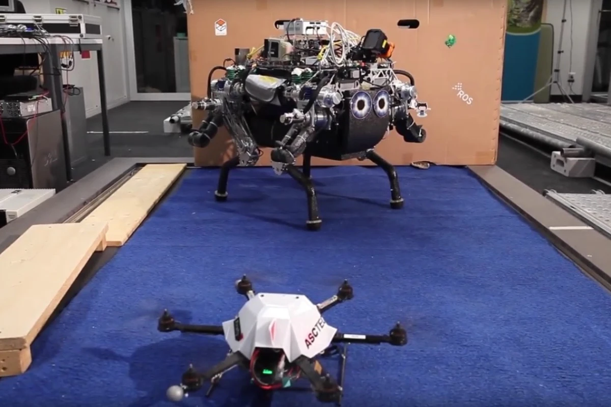 The quadruped robot and the hexacopter, which worked together in the study