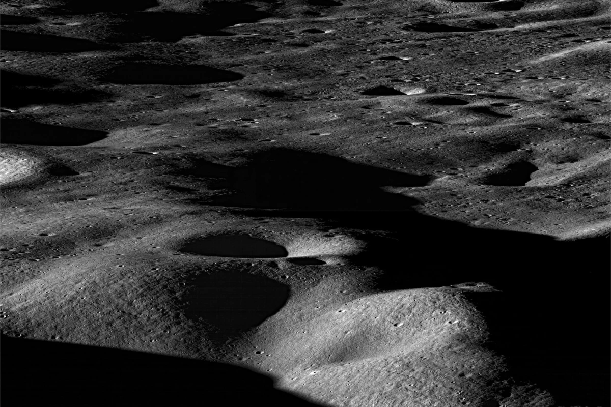 View northeast across the north rim of Cabeus crater (Image: NASA/GSFC/Arizona State University)