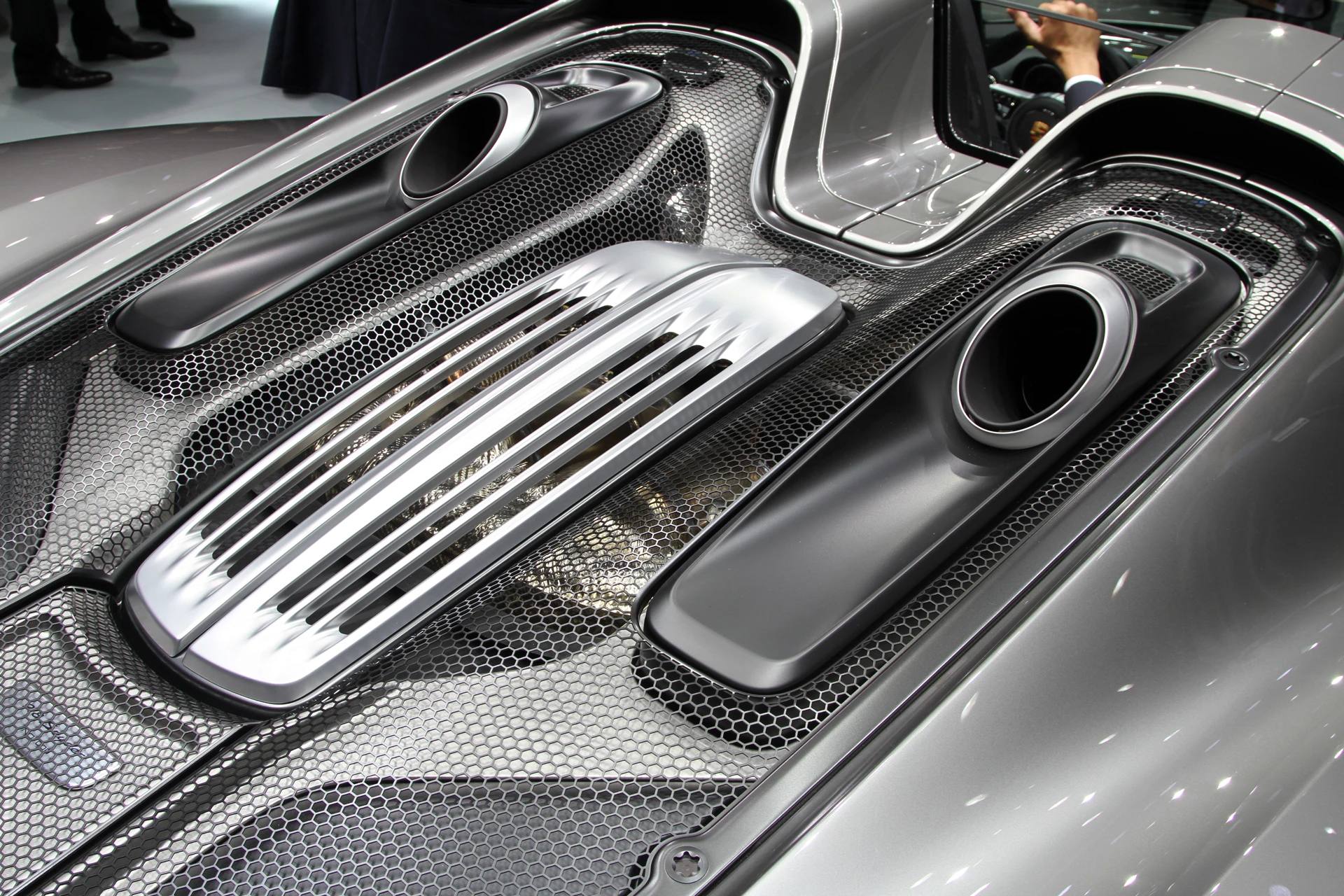 The engine design is based on Porsche's Le Mans Prototype 2 (LMP2) race car, the RS Spyder (Photo: Gizmag.com)
