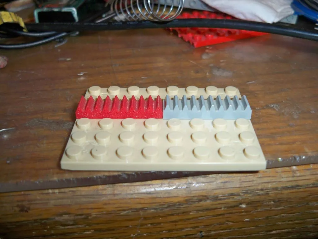 The LEGO and 3D-printed gear racks side by side