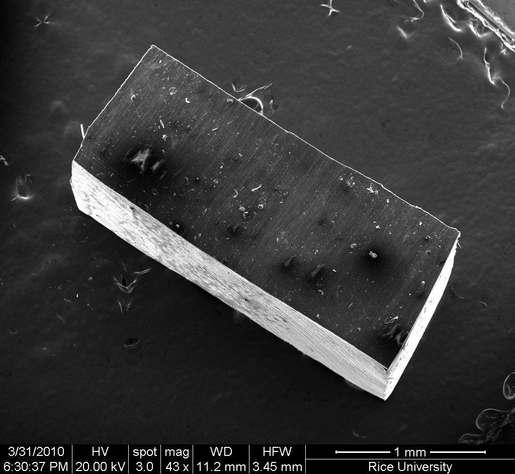 The newly-created nanocomposite material, that gets stiffer when subjected to repeated mechanical stress(Image: Ajayan Lab/Rice University)