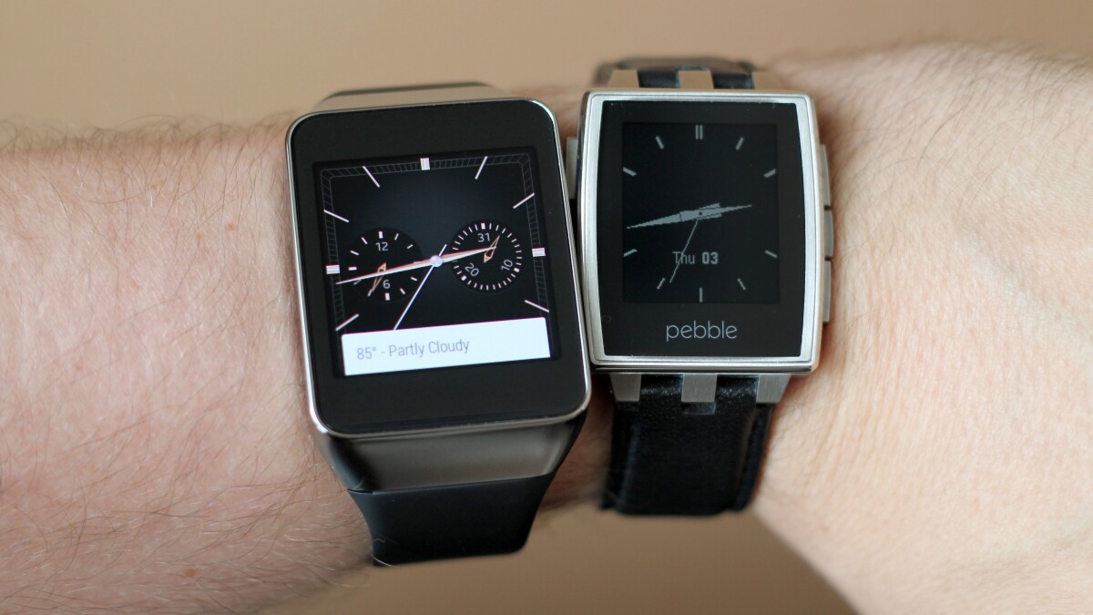 Gear Live (left) next to Pebble Steel
