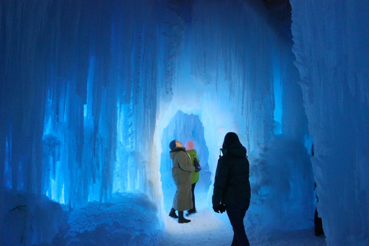 Exploring the tunnels of the Edmonton Ice Castle