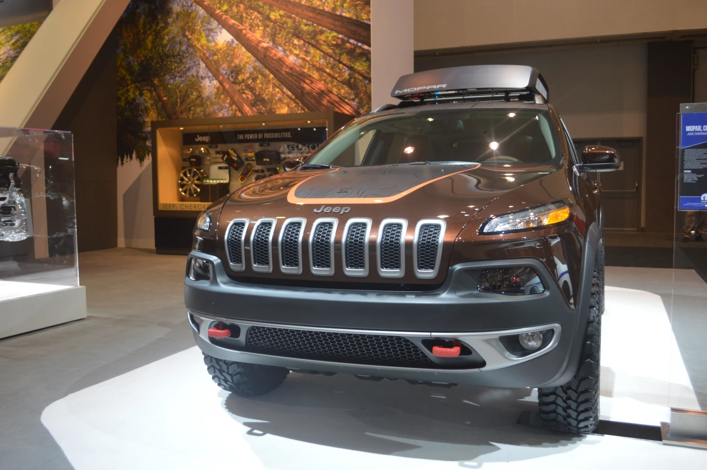 The Jeep Trail Carver debuted at SEMA and made an encore appearance at the LA Auto Show