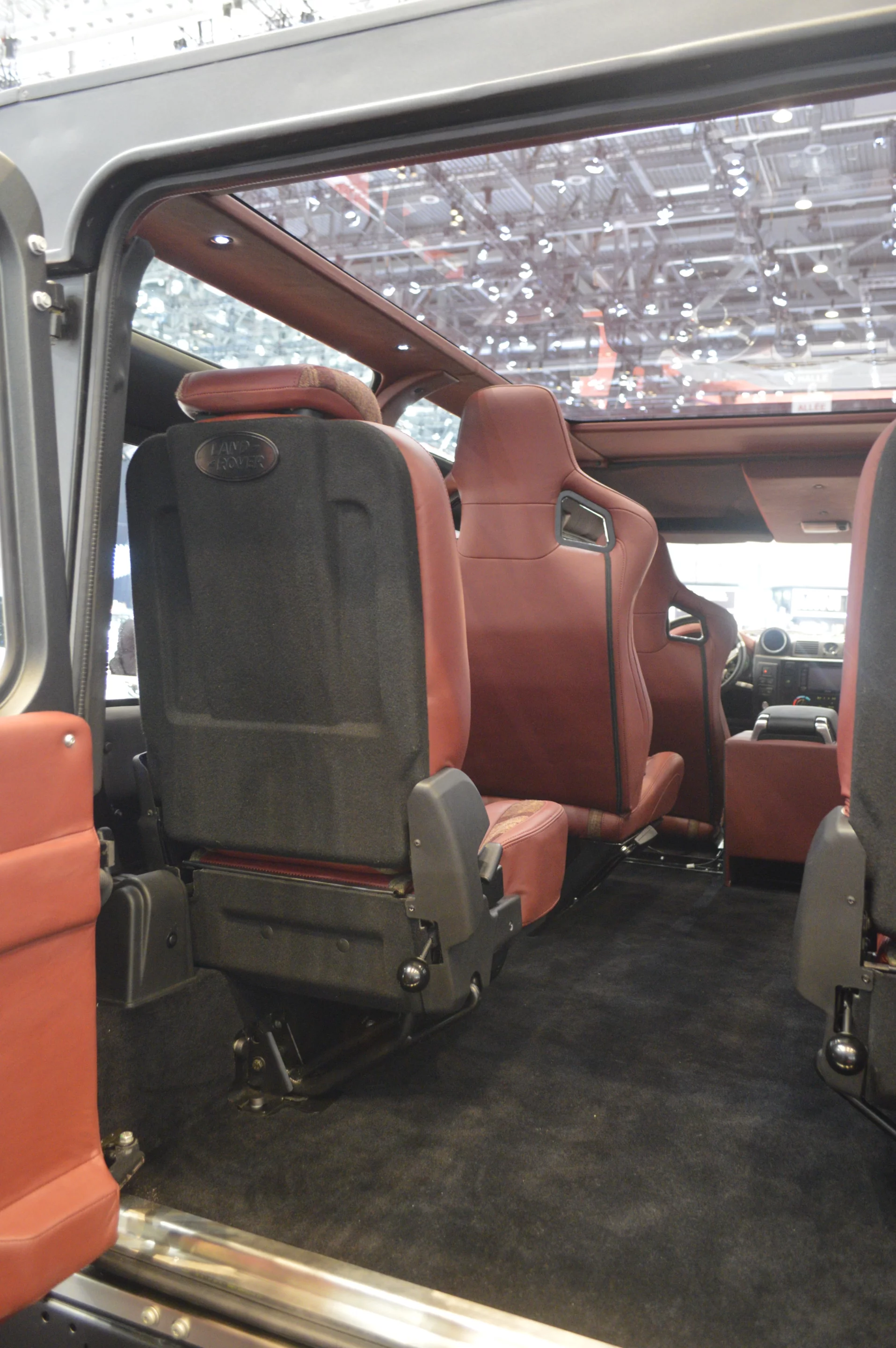 A panoramic roof offers a clear view above (Photo: C.C. Weiss/Gizmag.com)