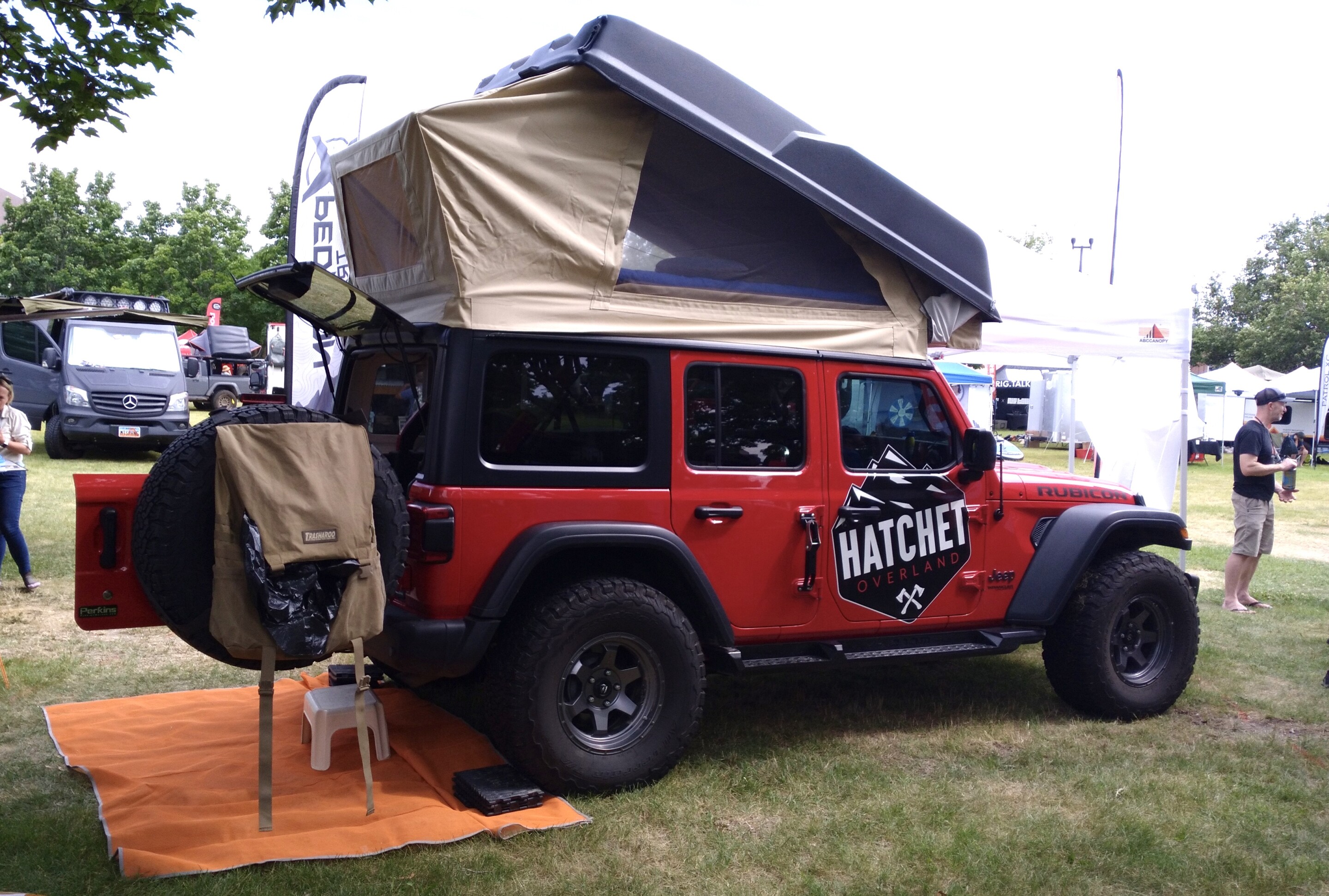 Hatchet hacks Jeep Wrangler into poptop overland microcamper