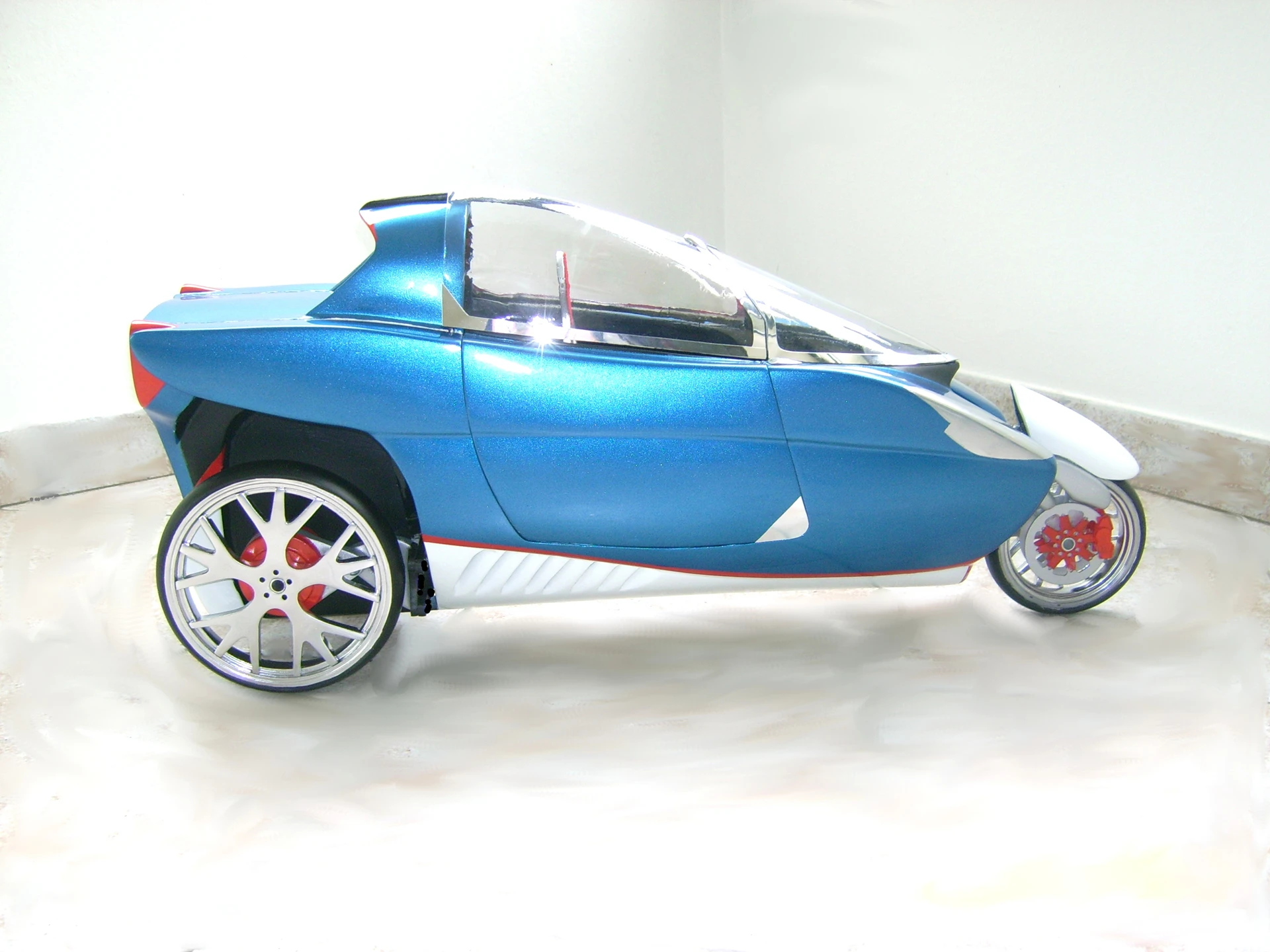 The Urban Jet tilting 3-wheel EV